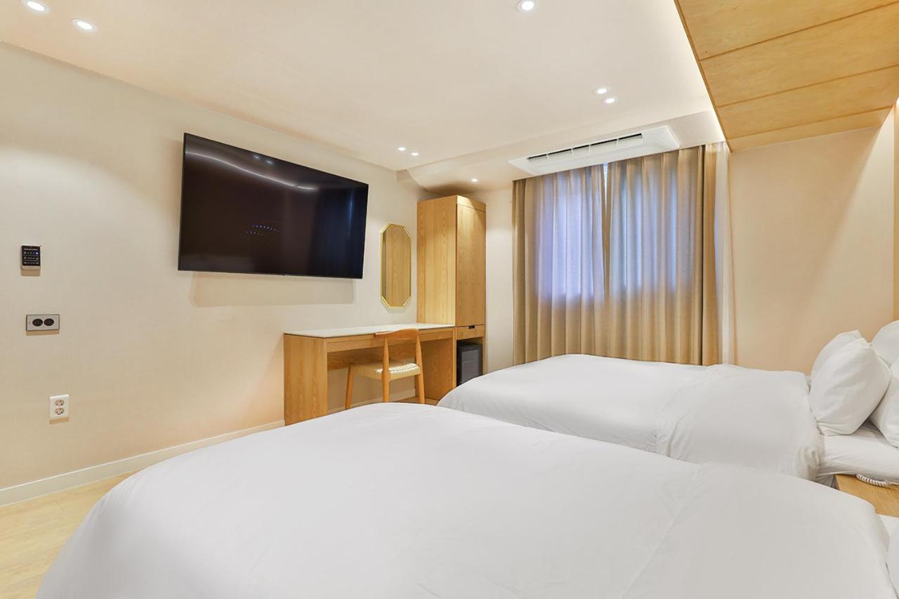 Gridt Hotel & Home Кьонджу Екстер'єр фото