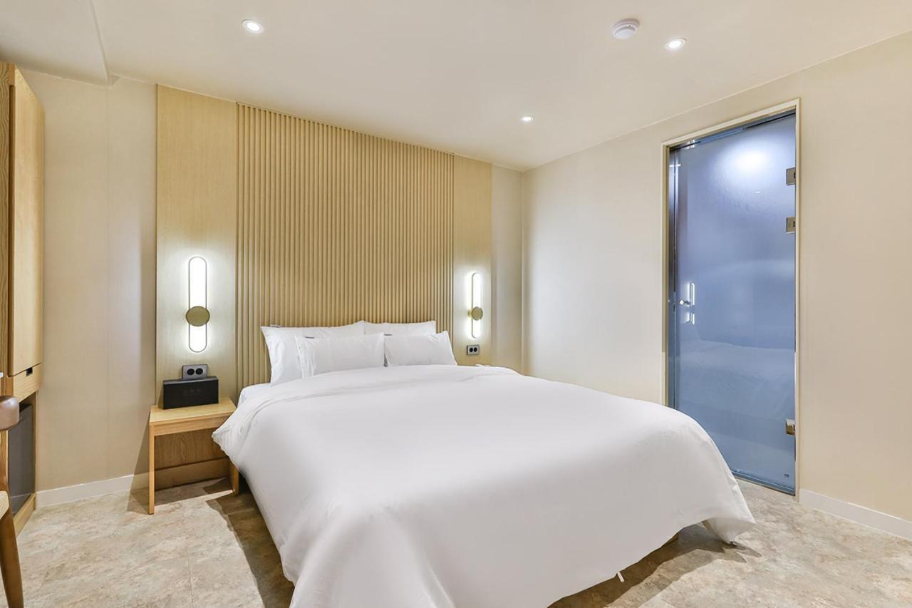 Gridt Hotel & Home Кьонджу Екстер'єр фото