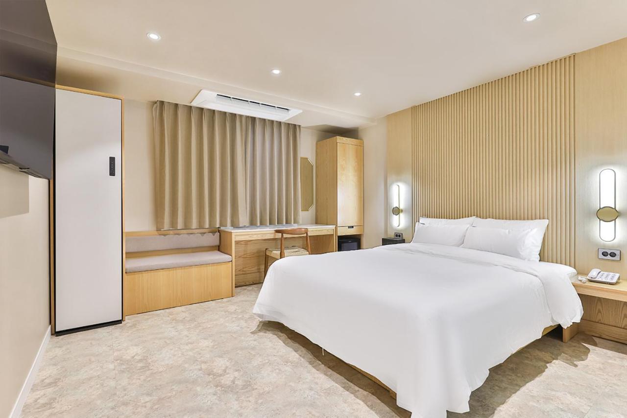 Gridt Hotel & Home Кьонджу Екстер'єр фото